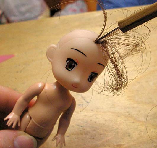 Наиболее легкий способ прошивки волос кукле
