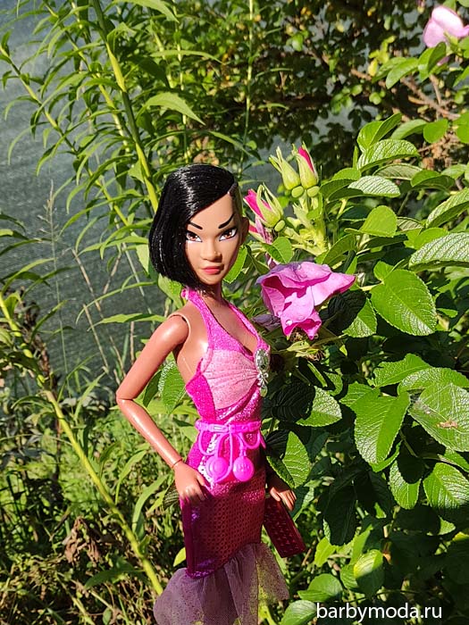 �������